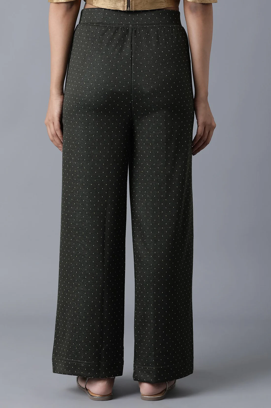 Black Solid Straight Fit Palazzo With Elasticated Waistband - Image 4