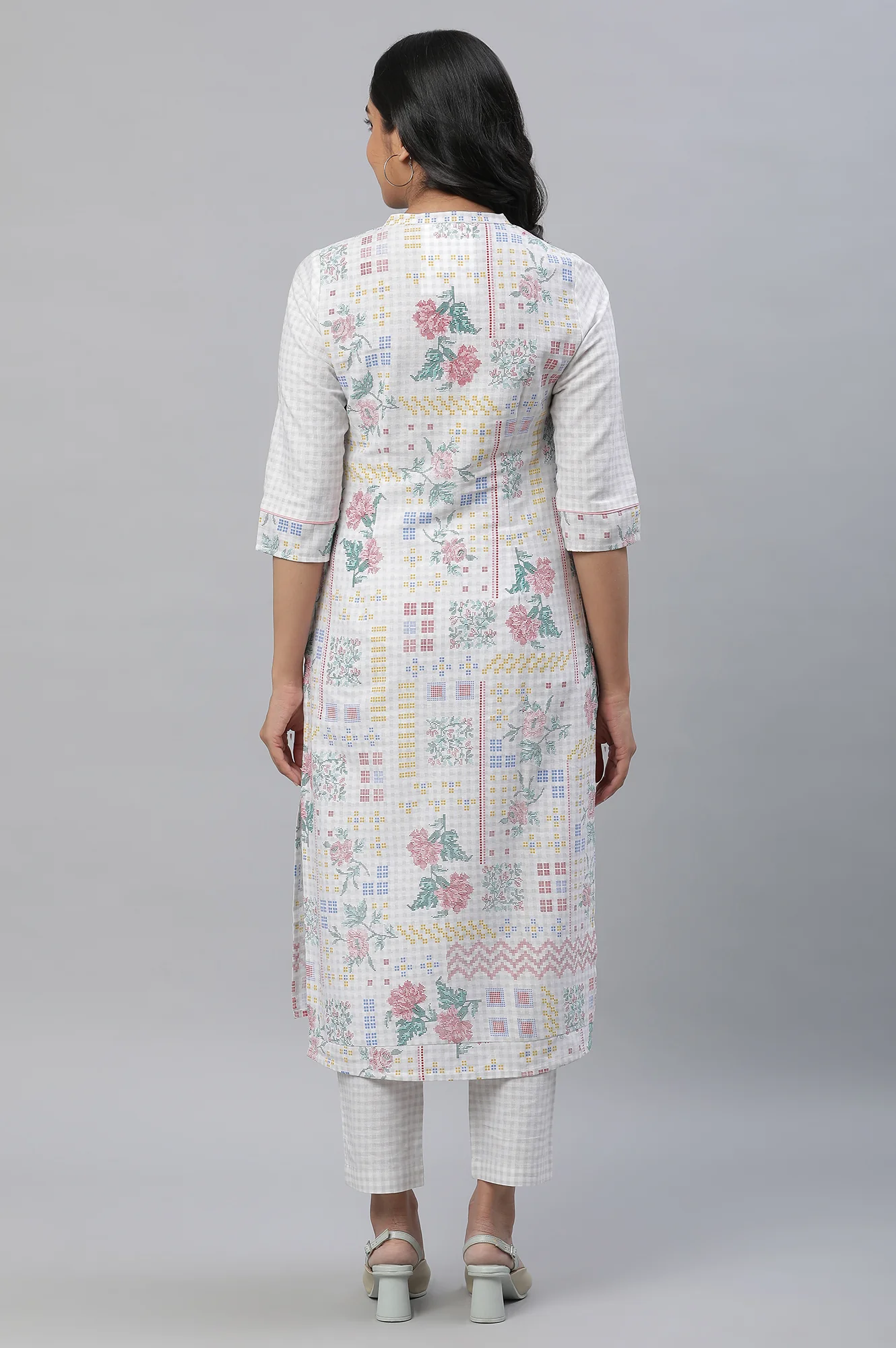Seer Sucker Kurta and Pants Co-ord Set - Image 7