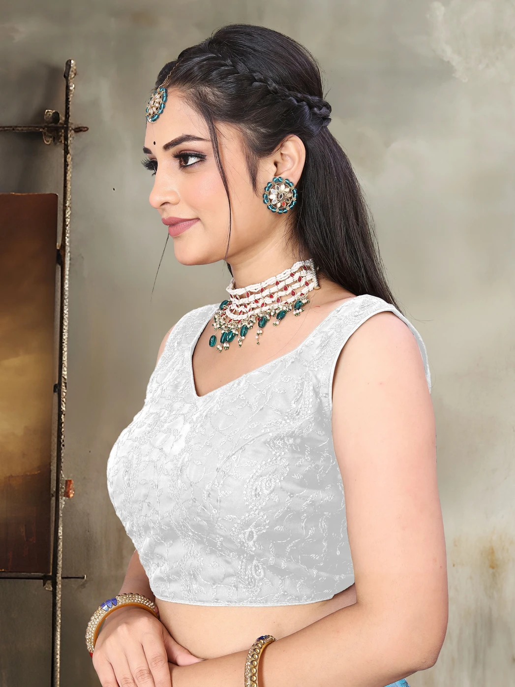Sweetheart Neck Women Blouse - Image 2