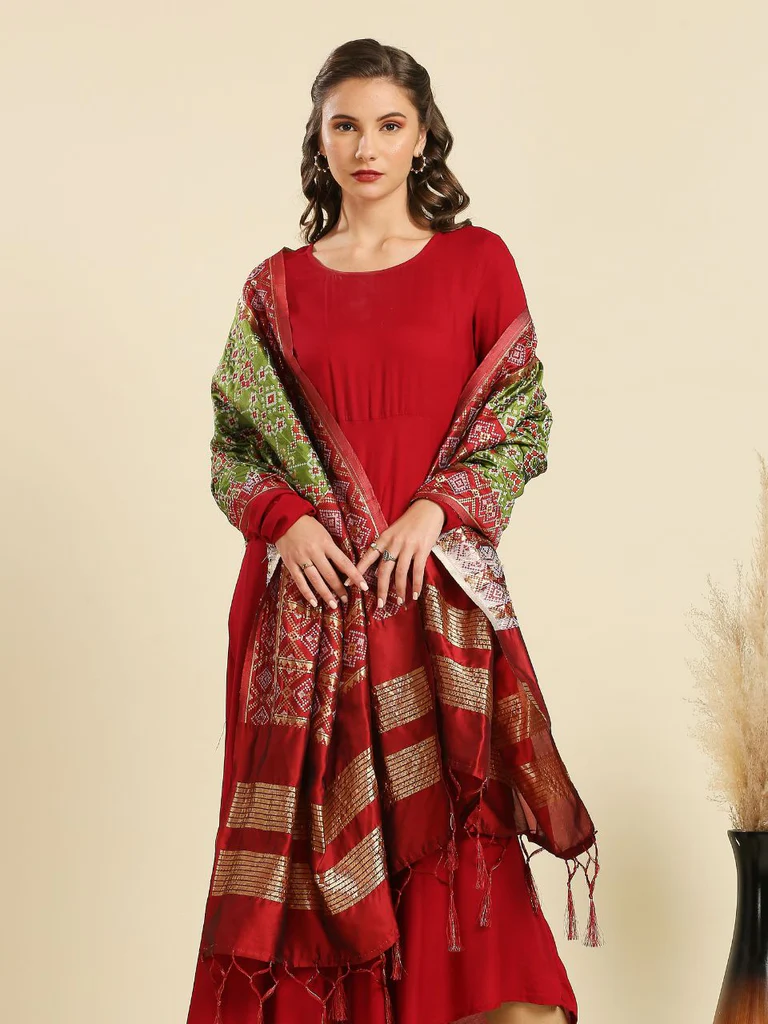 Woven Banarasi Patola Silk Dupatta - Image 2